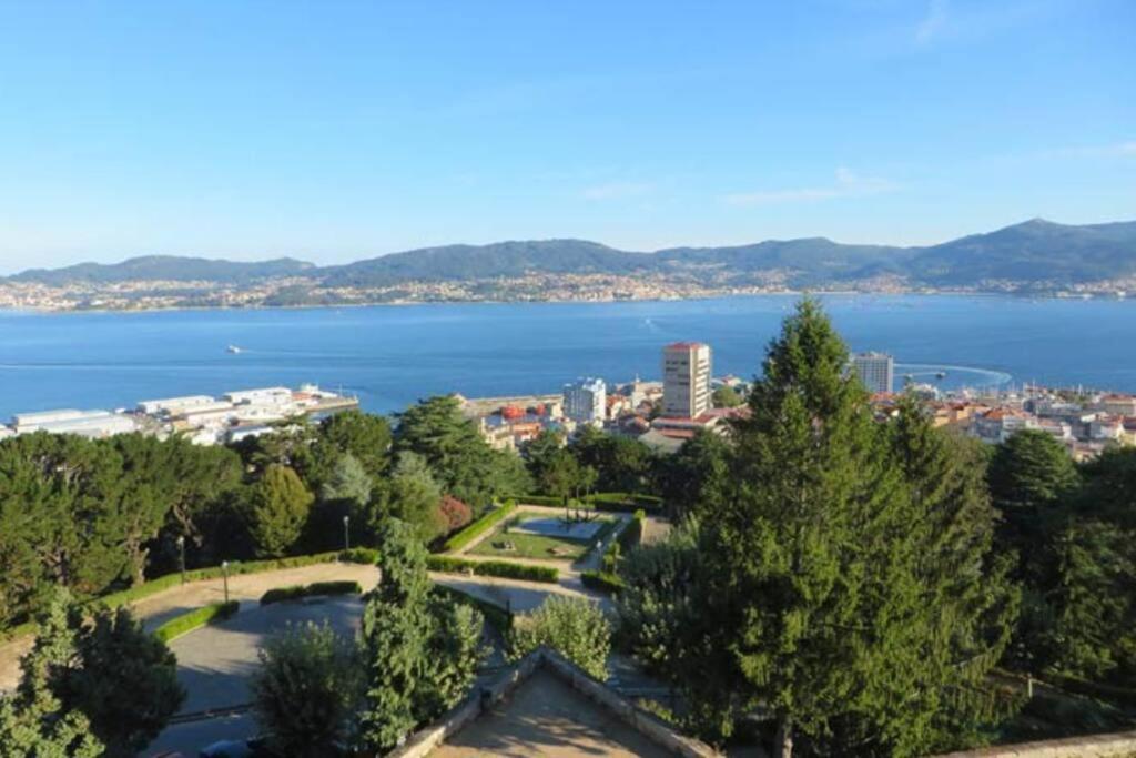 Espacioso Piso Con Garaje Cerca Del Centro De Vigo Exteriér fotografie